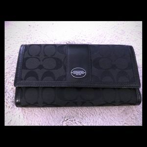 Authentic Coach Wallet